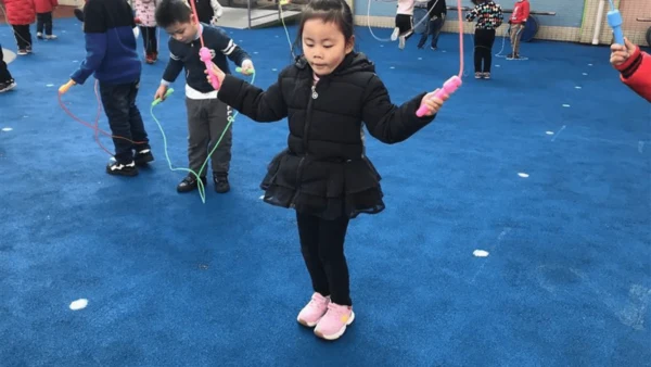统编版2024-2025学年四年级语文上册同步习作：记一次游戏  -精品课件