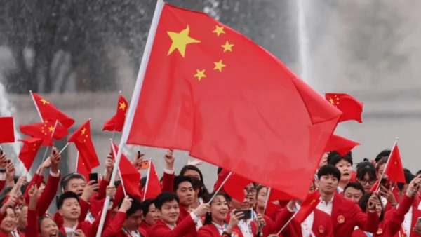 （2024）统编版道德与法治一年级上册（2）我向国旗敬个礼 课件