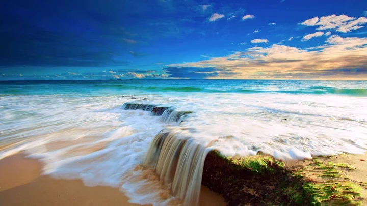 欧美风HELLO快闪通用PPT模板